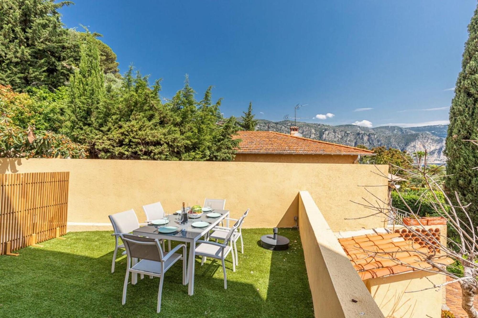 Holiday home Hsauvan - Villa Design Swimming Pool Sea View Saint-Jean-Cap-Ferrat