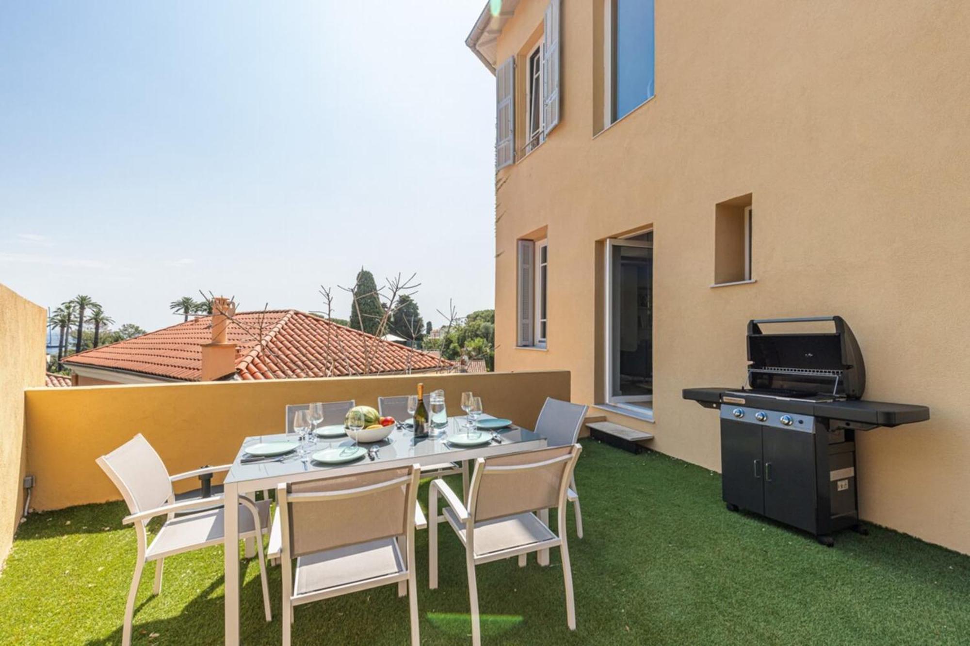 Holiday home Hsauvan - Villa Design Swimming Pool Sea View Saint-Jean-Cap-Ferrat